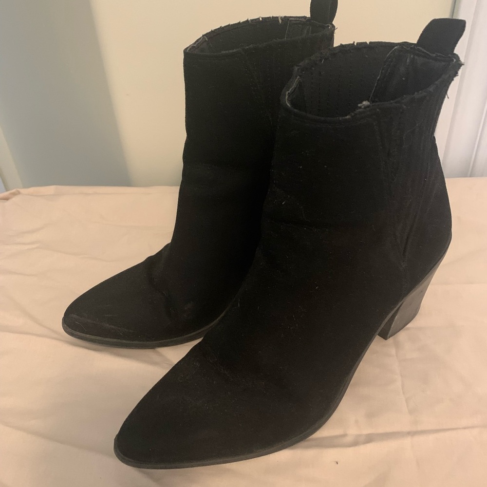 Esprit Black Ankle Booties